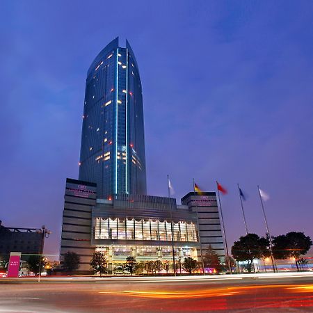 Crowne Plaza Wuxi City Center מראה חיצוני תמונה