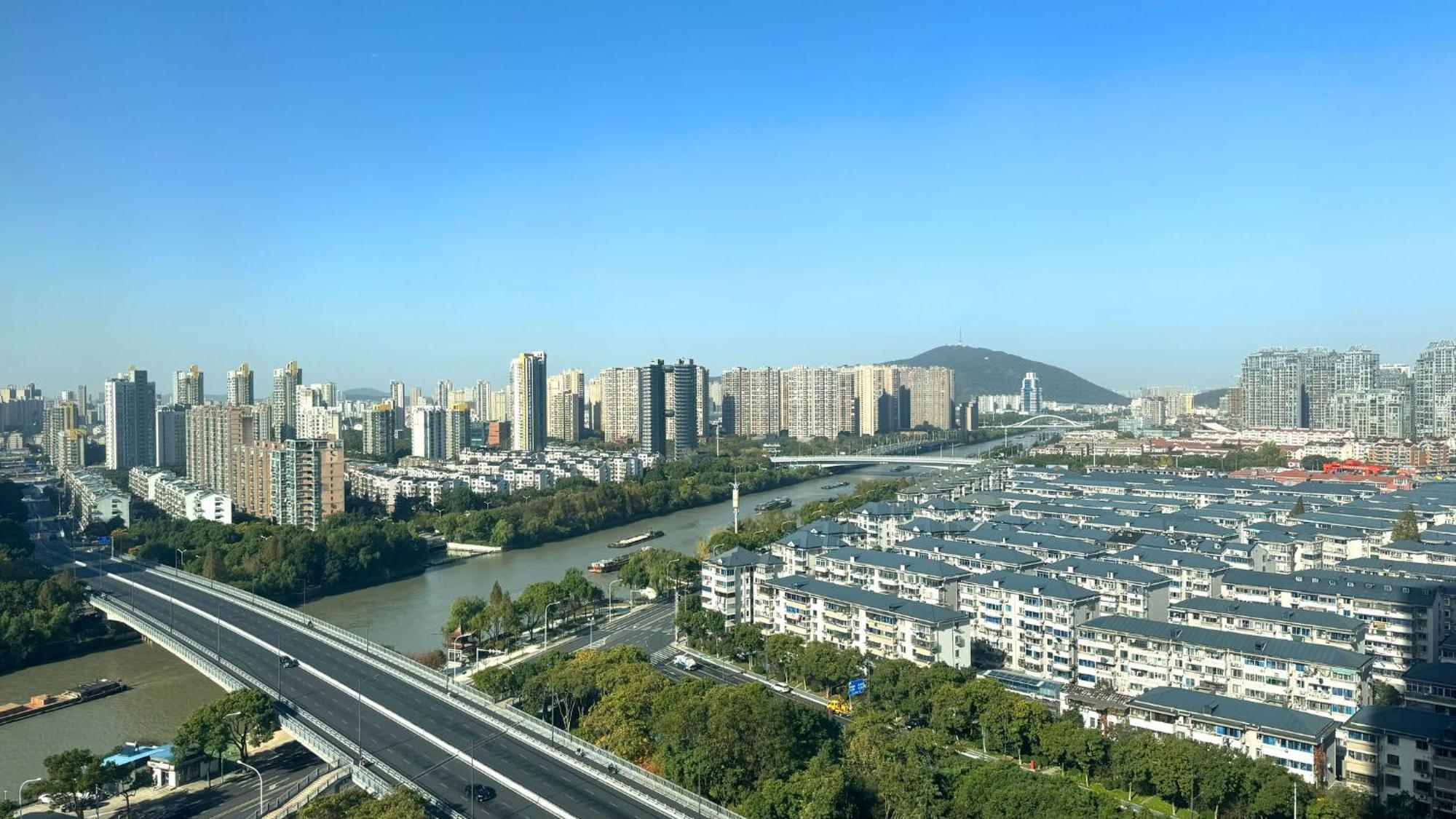 Crowne Plaza Wuxi City Center מראה חיצוני תמונה