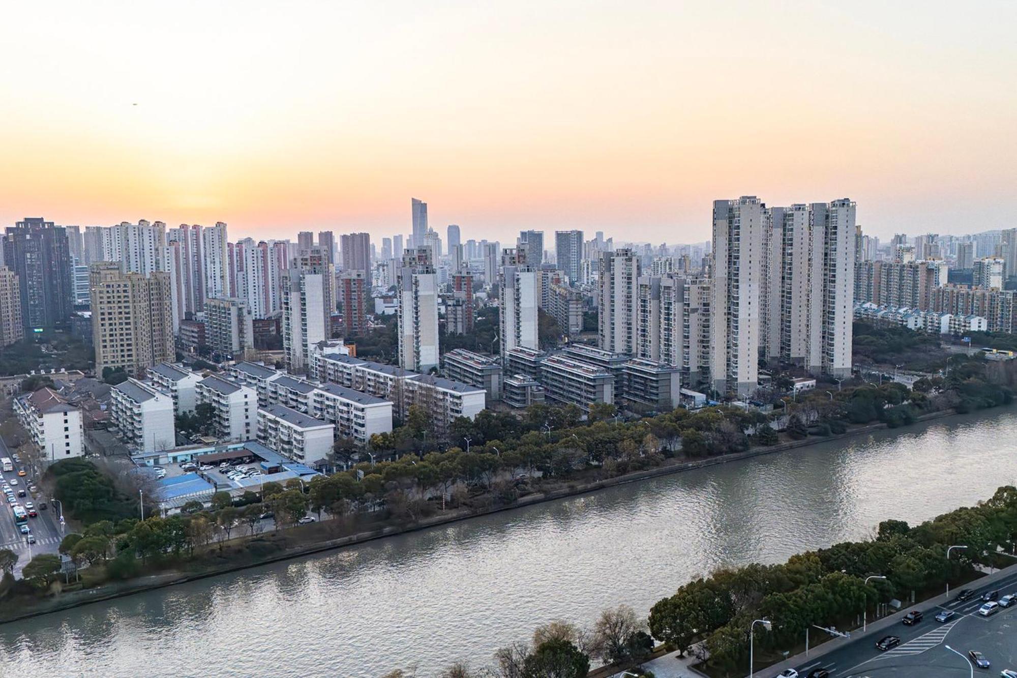 Crowne Plaza Wuxi City Center מראה חיצוני תמונה