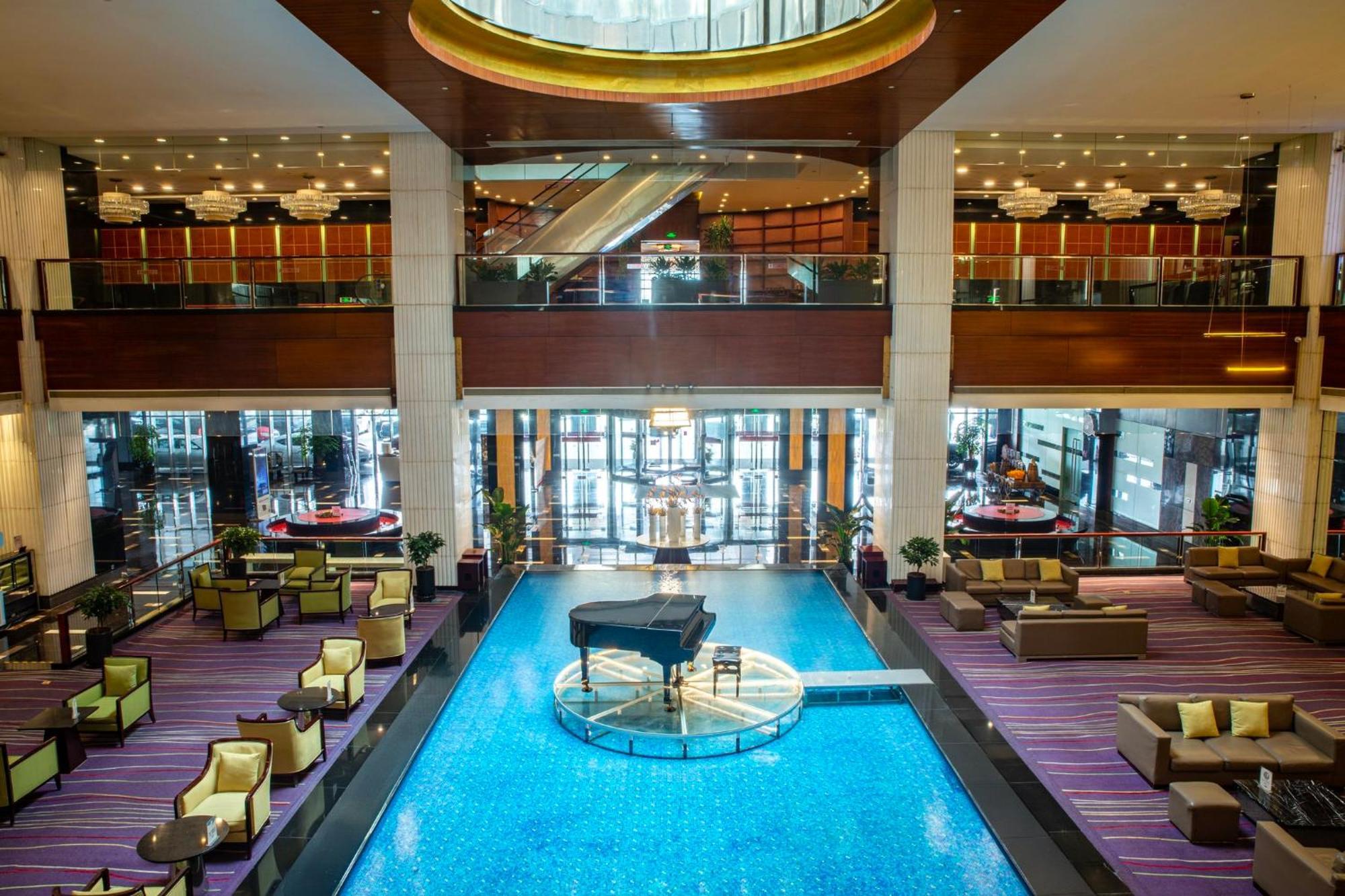 Crowne Plaza Wuxi City Center מראה חיצוני תמונה